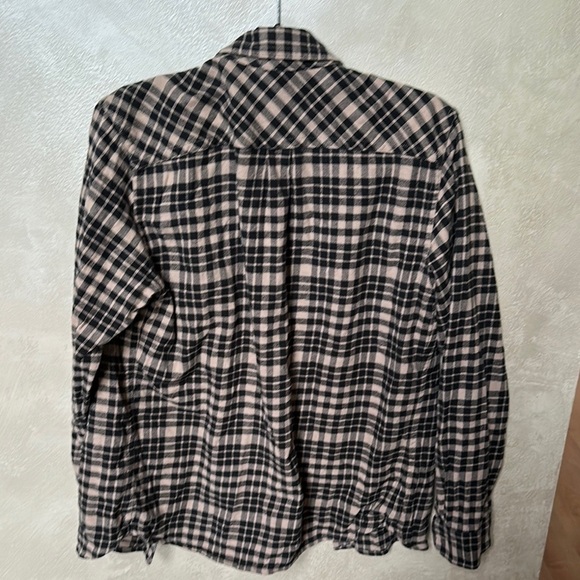 EUC Everlane flannel size medium - Picture 5 of 5
